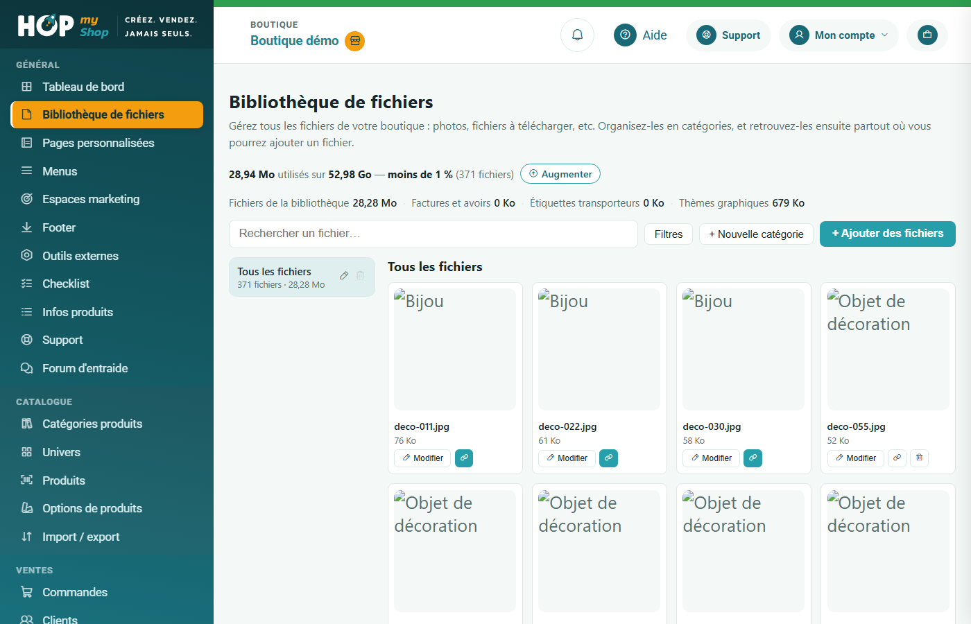 Bibliothèque de fichiers : jauge d'espace disque, recherche, filtres, catégories à gauche et vignettes des fichiers